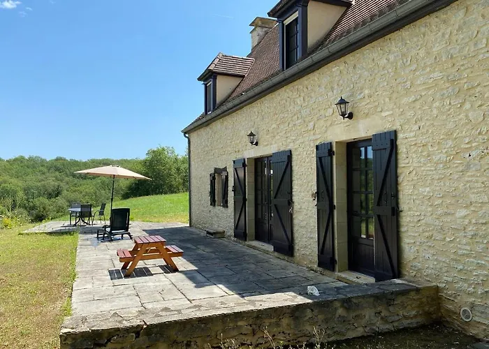 Domainerossignol Acacia Semesterbostad